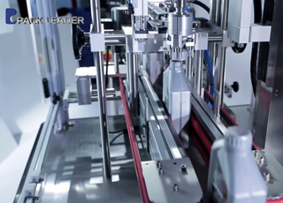 CCP-131 同步输送抓盖锁盖机 